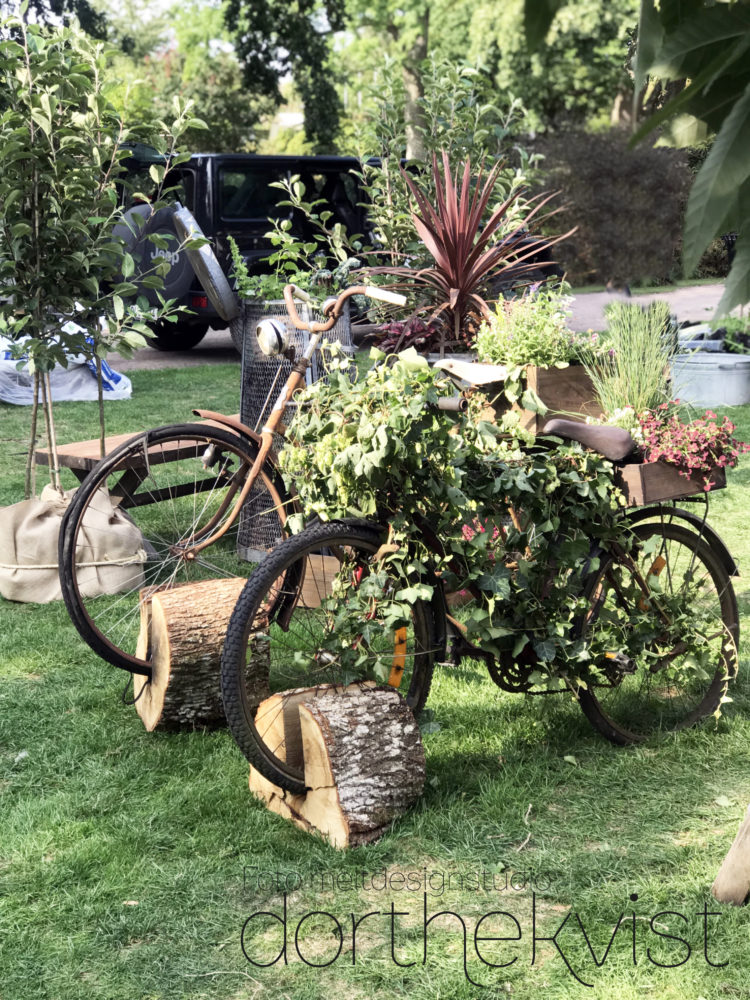 DIY Lav og bæredygtigt cykelstativ