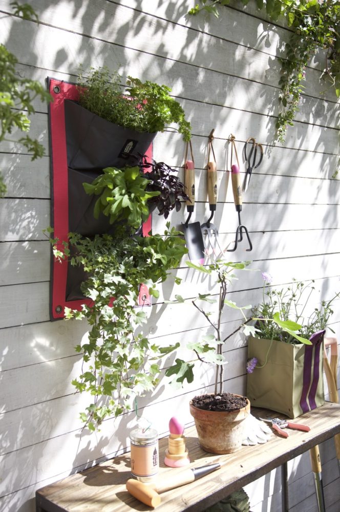 Dorthe Kvist by Nelson garden En kollektion af bæredygtigt havegrej til den urbane gartner (10)
